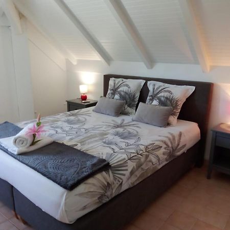 Ravinala Apartment Сен Франсоа Екстериор снимка